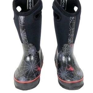 BOGS Size 10 Youth Spider Man High Spiders Pull On